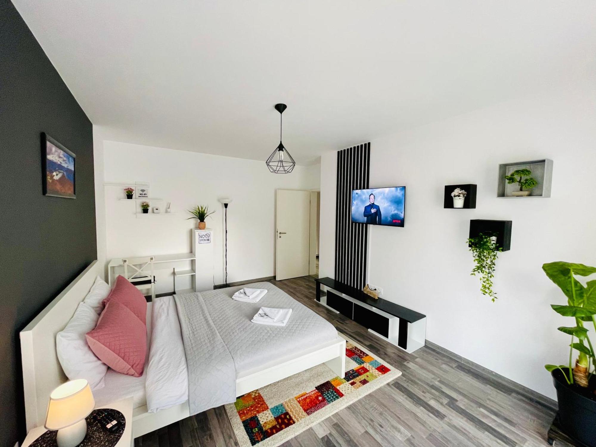 Montsee Brasov Apartment Exterior photo